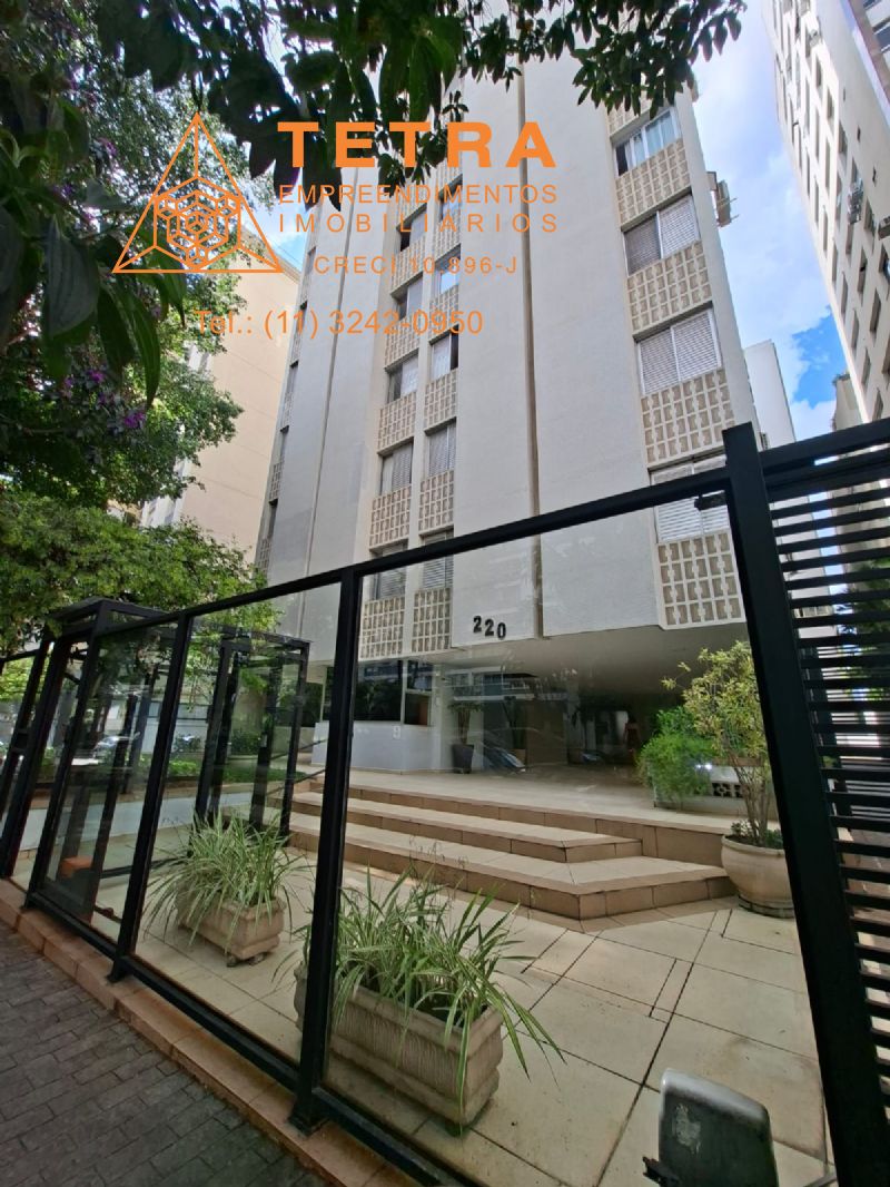 Itaim Bibi -  Excelente Apto. 3 Dorm. sendo 1 Suíte e Vaga - 125m² Uteis - Impecável 